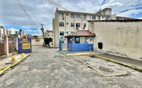 Apartamento com 2 Quartos à venda, 48m² no Praia Comprida, São José