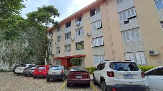 Apartamento com 2 Quartos para alugar, 53m² no Passo da Areia, Porto Alegre