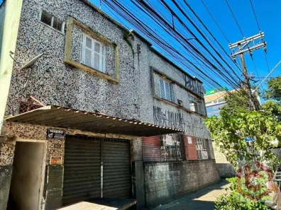 Sobrado com 4 Quartos à venda, 184m² no Vila Mathias, Santos