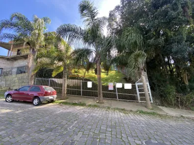 Lote/Terreno à venda, 380m² no Centenário, Caxias do Sul