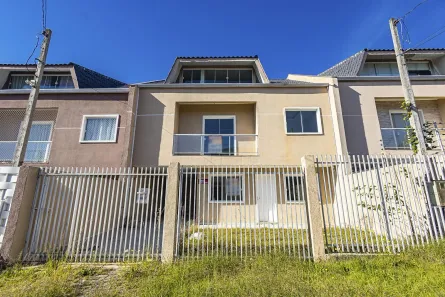 Sobrado com 3 Quartos à venda, 192m² no Uberaba, Curitiba