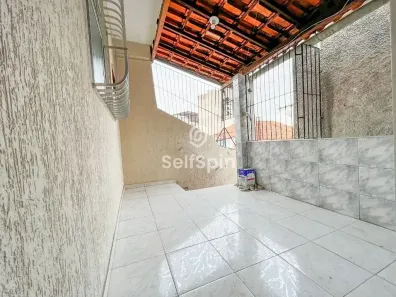 Casa com 2 Quartos para alugar, 52m² no Venda da Cruz, São Gonçalo