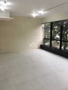Sala Comercial à venda, 35m² no Petrópolis, Porto Alegre
