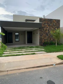 Casa de Condomínio com 3 Quartos à venda, 137m² no Condomínio Primor das Torres, Cuiabá