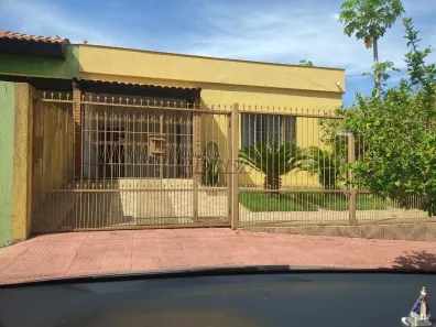 Casa com 4 Quartos à venda, 77m² no Shangri-lá, Londrina