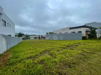 Lote/Terreno à venda, 450m² no São Pedro, Juiz de Fora