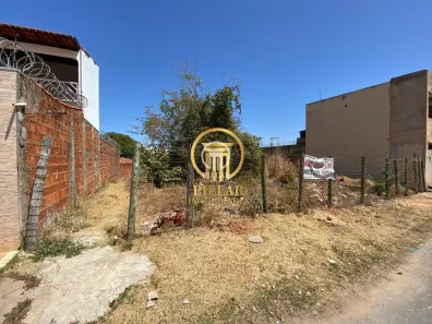 Lote/Terreno à venda, 450m² no Lourdes, Montes Claros