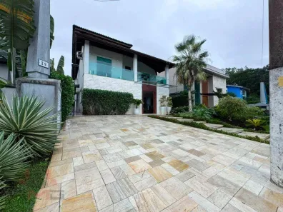 Casa de Condomínio com 5 Quartos à venda, 351m² no Vista Linda, Bertioga