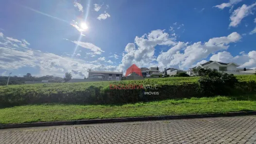 Lote/Terreno à venda, 700m² no Condomínio Reserva do Paratehy, São José dos Campos