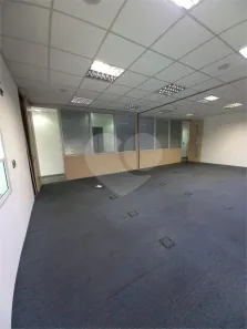 Prédio Comercial para alugar, 586m² no Vila Baruel, São Paulo