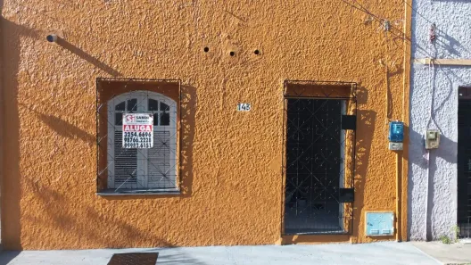 Casa com 2 Quartos para alugar, 56m² no Centro, Fortaleza