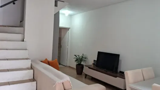 Casa com 2 Quartos à venda, 70m² no Cidade Nova Jacareí, Jacareí