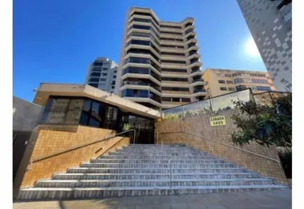 Apartamento com 3 Quartos à venda, 481m² no Centro, Cascavel