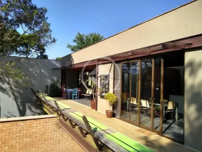 Casa de Condomínio com 5 Quartos à venda, 585m² no Itaipava, Petrópolis