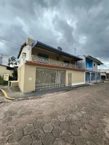 Casa de Condomínio com 3 Quartos à venda, 220m² no Coqueiro, Belém