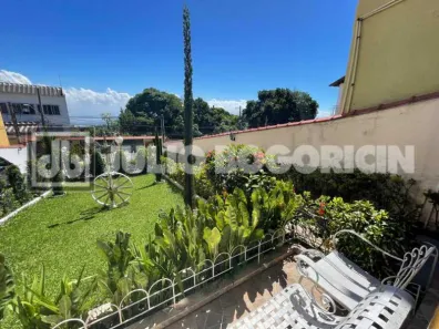 Apartamento com 3 Quartos para alugar, 167m² no Jardim Carioca, Rio de Janeiro