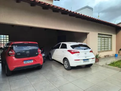 Casa com 2 Quartos à venda, 177m² no Brasília, Londrina
