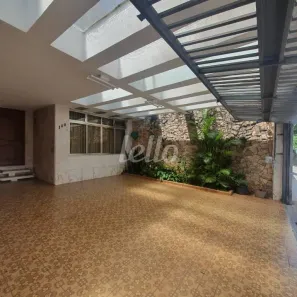 Casa com 3 Quartos à venda, 259m² no Vila Bertioga, São Paulo