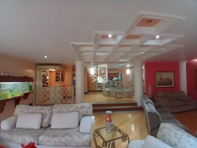 Casa com 5 Quartos à venda, 1500m² no Laranjal, Volta Redonda