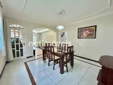 Casa com 5 Quartos à venda, 345m² no Copacabana, Belo Horizonte