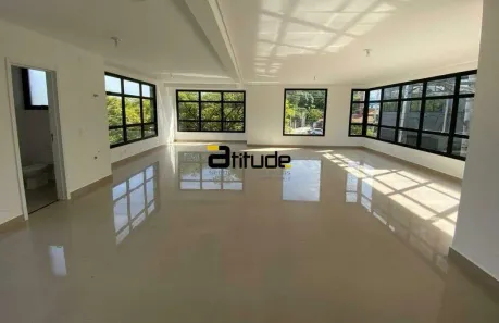 Imóvel Comercial para alugar, 126m² no Alphaville, Santana de Parnaíba