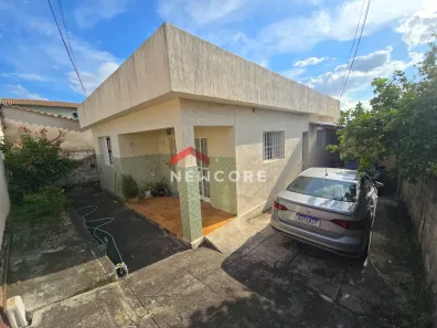 Casa com 4 Quartos à venda, 220m² no Camargos, Belo Horizonte