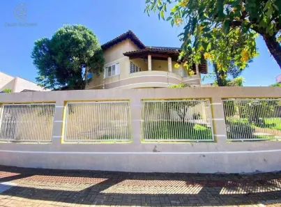 Casa com 4 Quartos para alugar, 336m² no Itamarati, Londrina