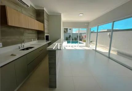 Casa de Condomínio com 3 Quartos à venda, 214m² no Cambuí, Campinas