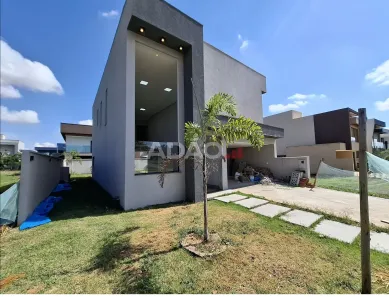 Casa de Condomínio com 3 Quartos à venda, 200m² no Jardim Cristal, Aparecida de Goiânia