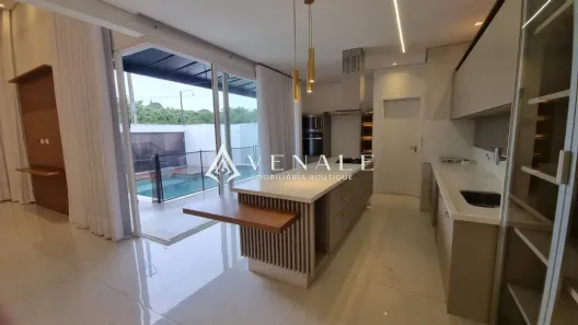 Casa de Condomínio com 3 Quartos à venda, 242m² no Jardim Alvorada, Maringá