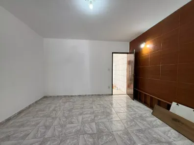 Casa com 2 Quartos para alugar, 111m² no Vila Oliveira, Mogi das Cruzes