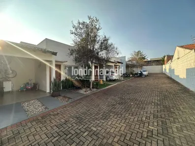 Casa de Condomínio com 3 Quartos à venda, 74m² no Aragarça, Londrina