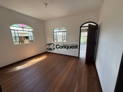 Casa com 4 Quartos para alugar, 120m² no Nacional, Contagem