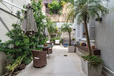 Apartamento com 2 Quartos à venda, 166m² no Chácara das Pedras, Porto Alegre