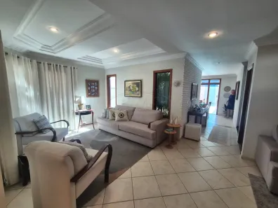 Casa com 3 Quartos à venda, 220m² no Jardim Santa Rosália, Sorocaba