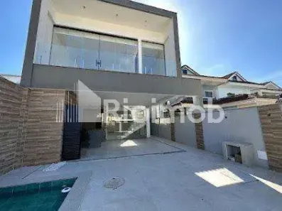 Casa de Condomínio com 3 Quartos para venda ou aluguel, 227m² no Vargem Pequena, Rio de Janeiro