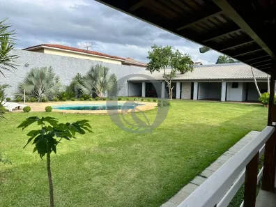 Casa com 4 Quartos para alugar, 350m² no Jardim Itaperi, Atibaia