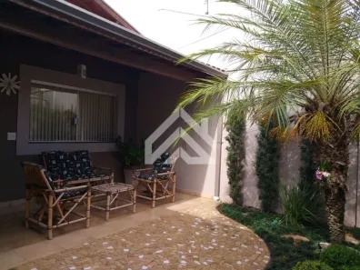 Casa com 3 Quartos à venda, 200m² no Vila Paulista, Rio Claro