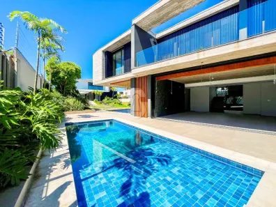 Casa de Condomínio com 3 Quartos à venda, 450m² no São José, São Leopoldo