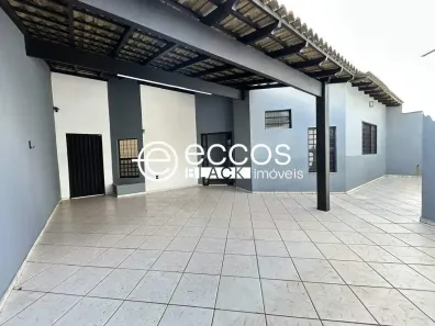 Casa com 3 Quartos à venda, 157m² no Alto Umuarama, Uberlândia