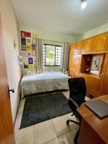 Casa com 3 Quartos à venda, 155m² no São João Batista (Venda Nova), Belo Horizonte