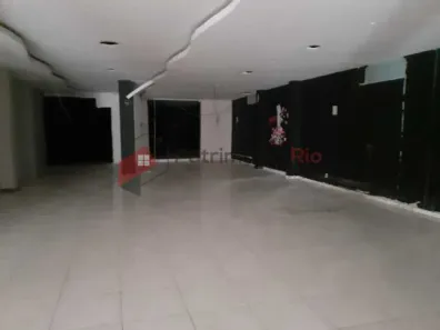 Prédio Comercial para alugar, 527m² no Vila da Penha, Rio de Janeiro