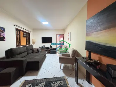 Casa com 3 Quartos à venda, 125m² no Jardim Ana Estela, Carapicuíba