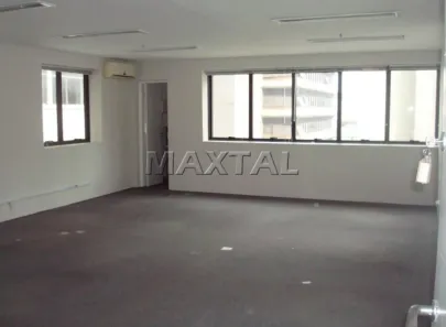 Sala Comercial com 1 Quarto para alugar, 110m² no Cerqueira César, São Paulo