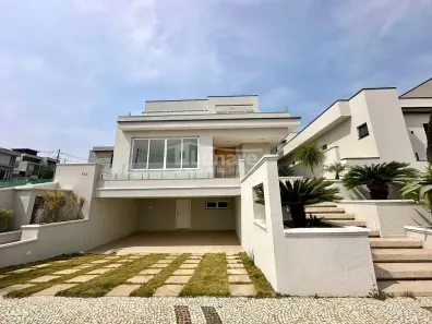 Sobrado com 4 Quartos à venda, 320m² no Cézar de Souza, Mogi das Cruzes
