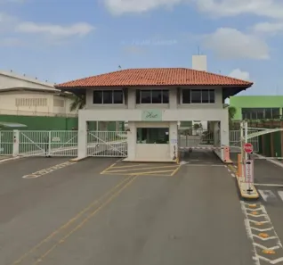 Sobrado com 5 Quartos para alugar, 450m² no Calhau, São Luís