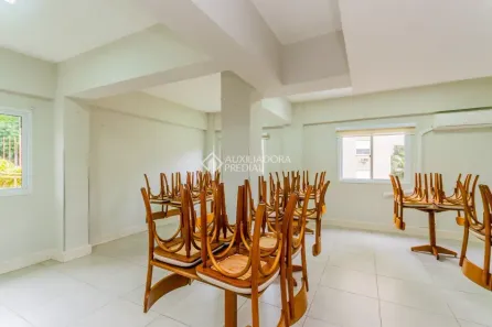 Apartamento com 2 Quartos para alugar, 51m² no Jardim Carvalho, Porto Alegre