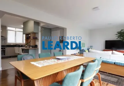 Apartamento com 3 Quartos à venda, 140m² no Vila Suzana, São Paulo