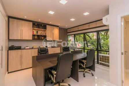 Sala Comercial à venda, 34m² no Mont Serrat, Porto Alegre