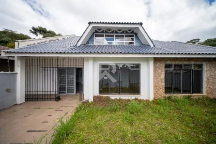 Casa com 4 Quartos à venda, 180m² no Santo Inácio, Curitiba